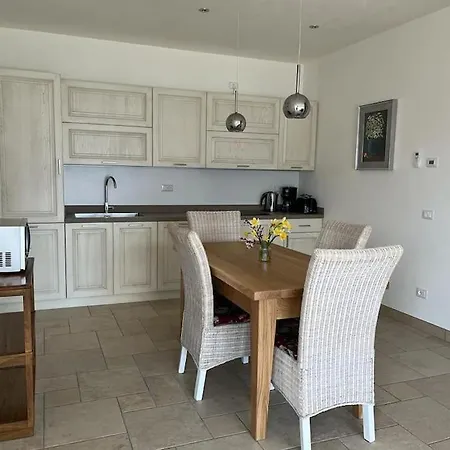 Monystelly In Ca Romana Lägenhet Brenzone sul Garda