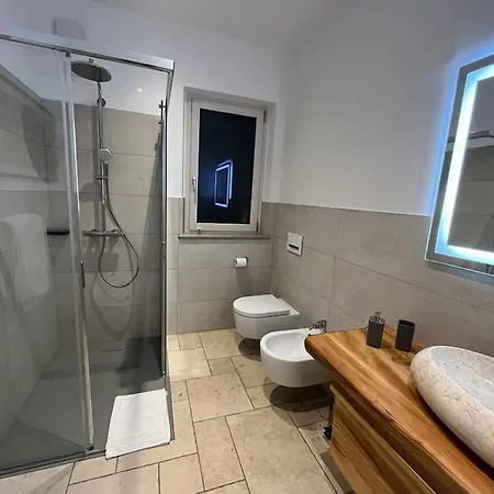 Monystelly In Ca Romana Lägenhet Brenzone sul Garda
