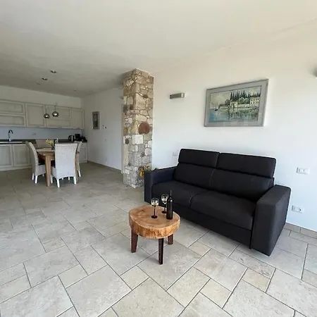 Monystelly In Ca Romana Lägenhet Brenzone sul Garda