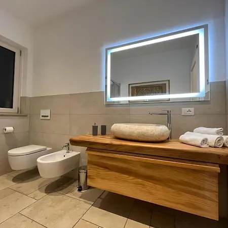 شقة Monystelly In Ca Romana برنزوني سول جاردا